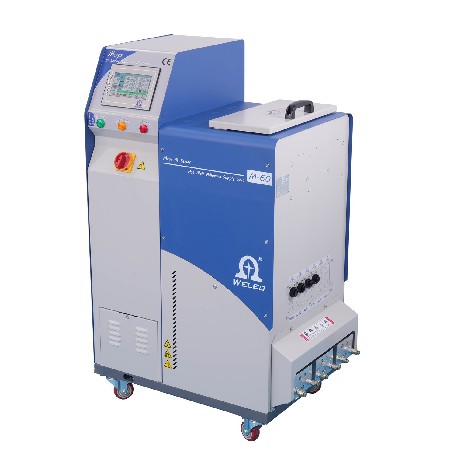 Mega 高容量高精度计量泵触膜控制热熔胶机