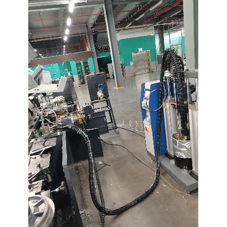 PUR 反应型PUR热熔胶机